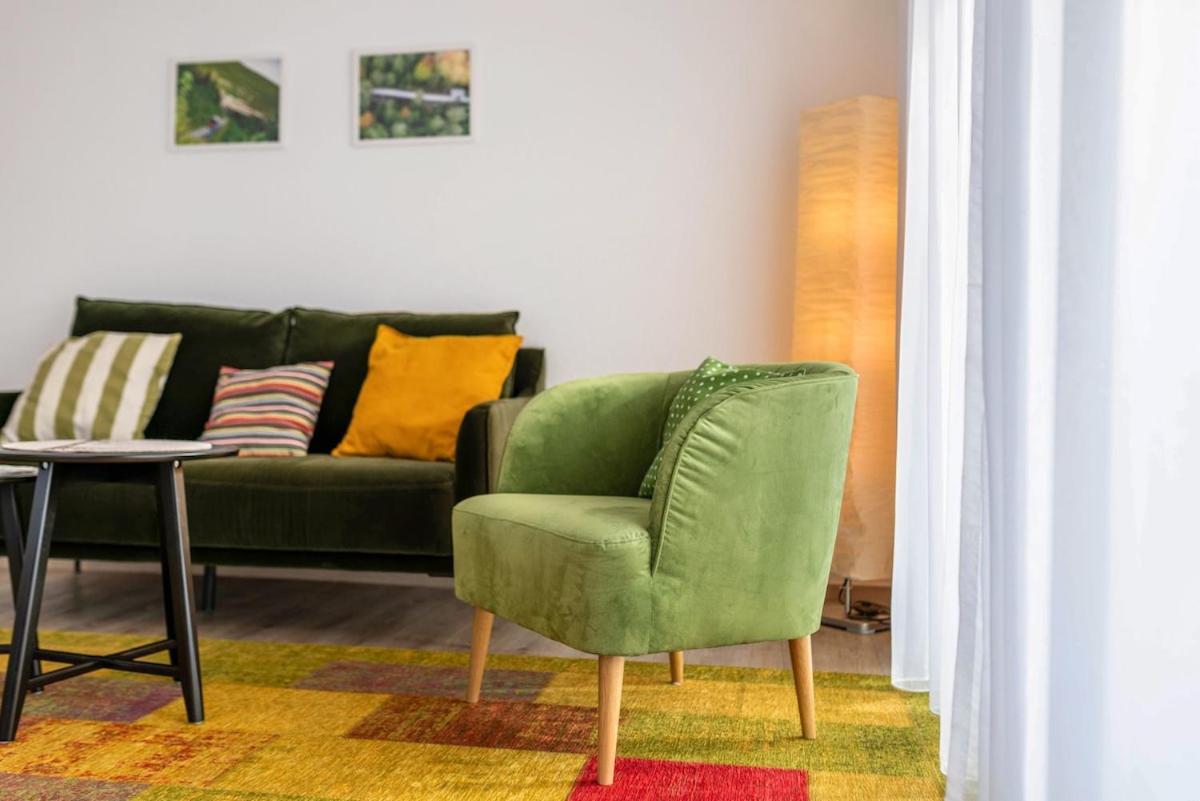 Ferienwohnung Am Enzufer Mit Balkon In Bad Wildbad Im Schwarzwald Exterior photo